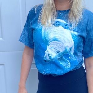 Vintage polar bear tshirt